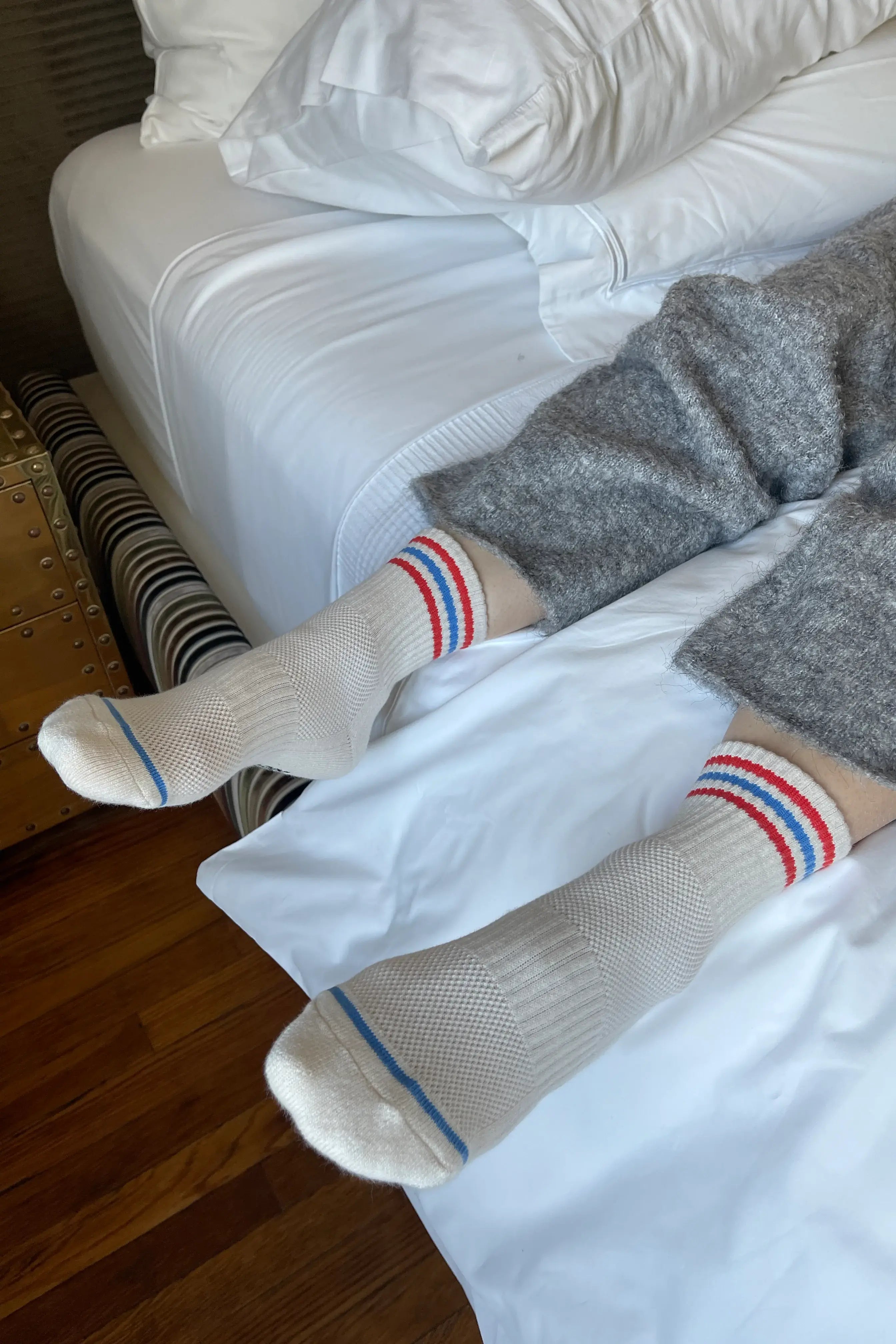 Girlfriend Socks: Ivory